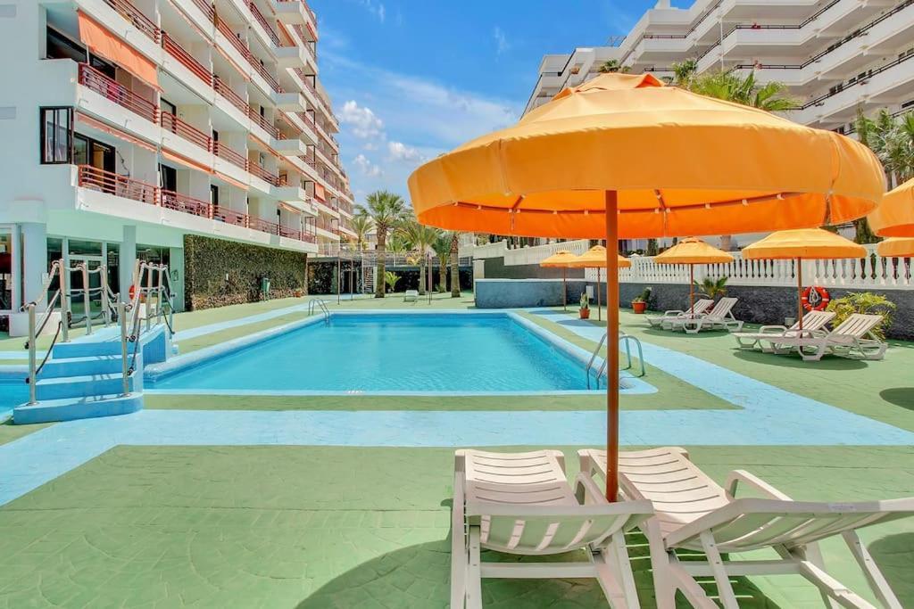 Alexander Apartment Playa De Las Americas Exterior photo